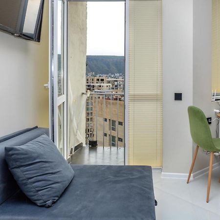 Апартаменты Vip Apart 778 Тбилиси Экстерьер фото